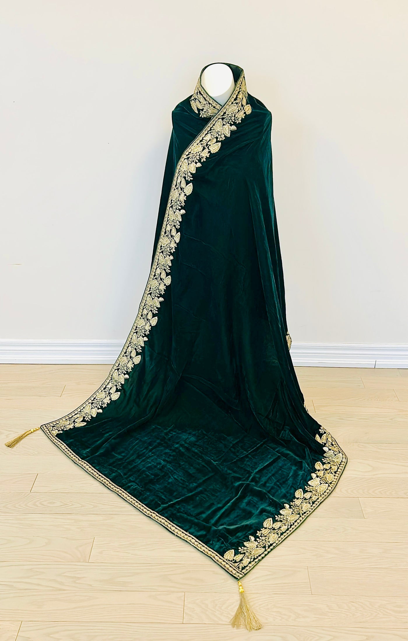 Elegant Green Shawl with Beautiful Border Embroidery